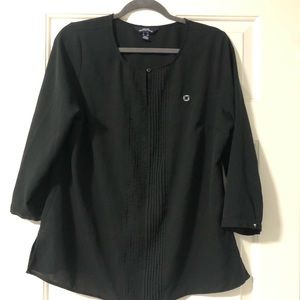 Chase employee attire black blouse, Lands End